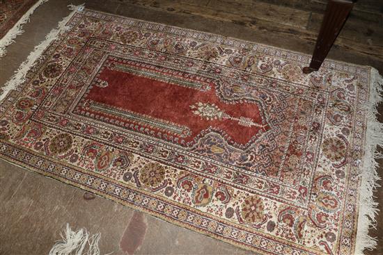 Prayer rug